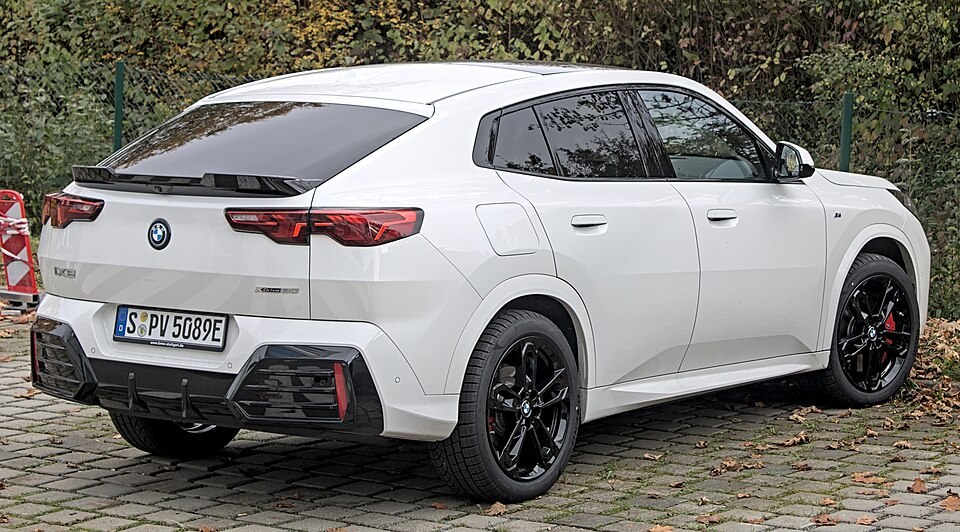 BMW iX2