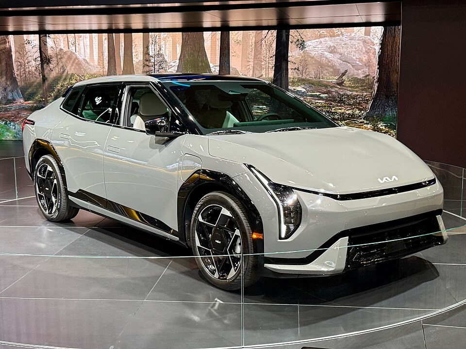 Kia EV4
