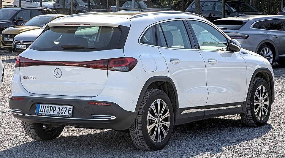 Mercedes-Benz EQA